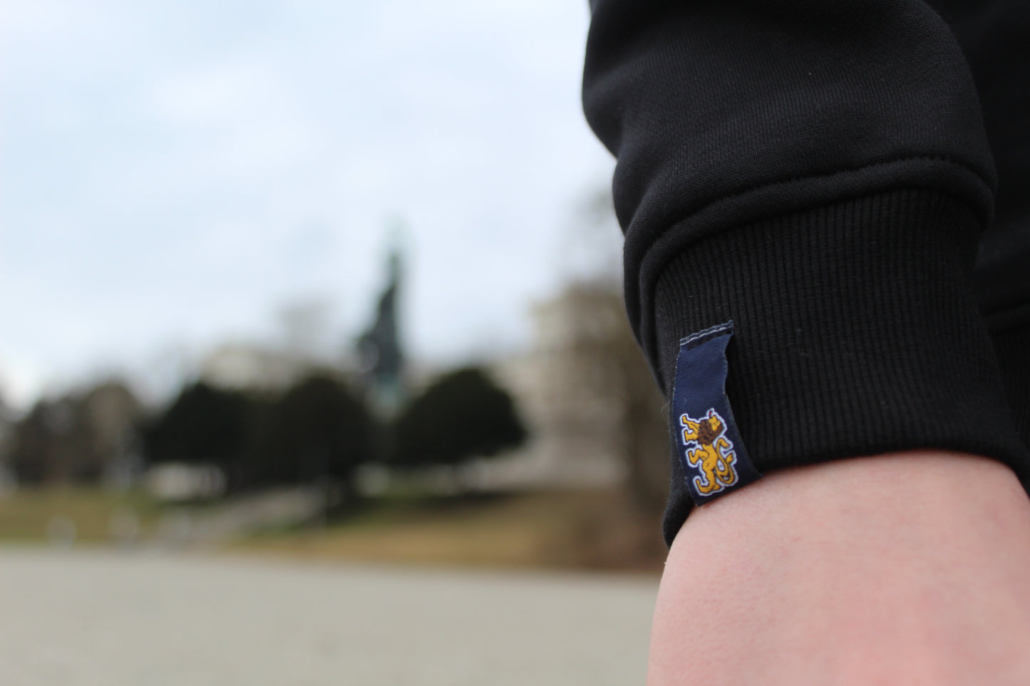 Sweater "Westkurve München" Schwarz