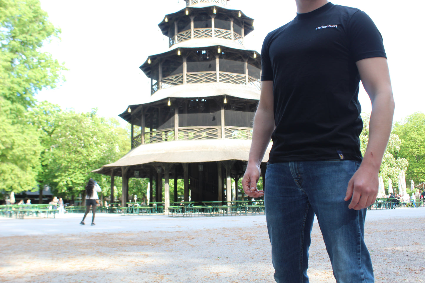 T-Shirt "München Essential Schwarz"